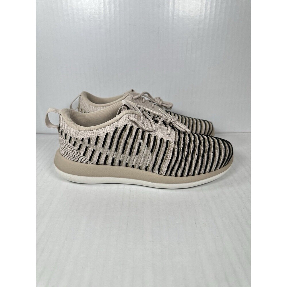 Size 6 Womens Nike Roshe Two Flyknit Running Shoe Olive Tan Black 844929-200 NEW